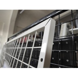 Сітка в рамі 2х1,2м. проф. 20мм.(біла) без ніг